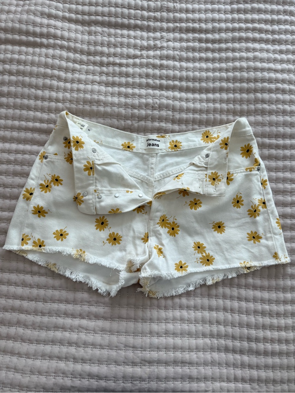 Reformation White Daisy-Print Denim Shorts